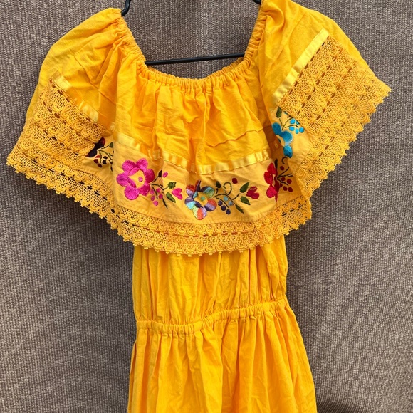 Vintage yellow embroidered dress Mexican American off shoulder boho Sz L - Picture 5 of 15